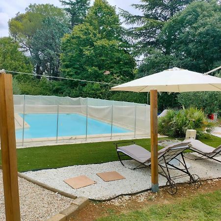 Au Mazet Du Parc Bed & Breakfast Lédenon Екстериор снимка
