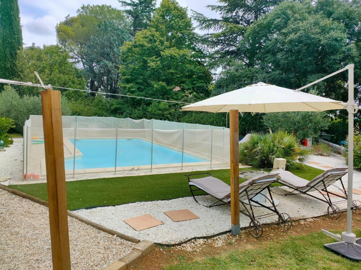 Au Mazet Du Parc Bed & Breakfast Lédenon Екстериор снимка